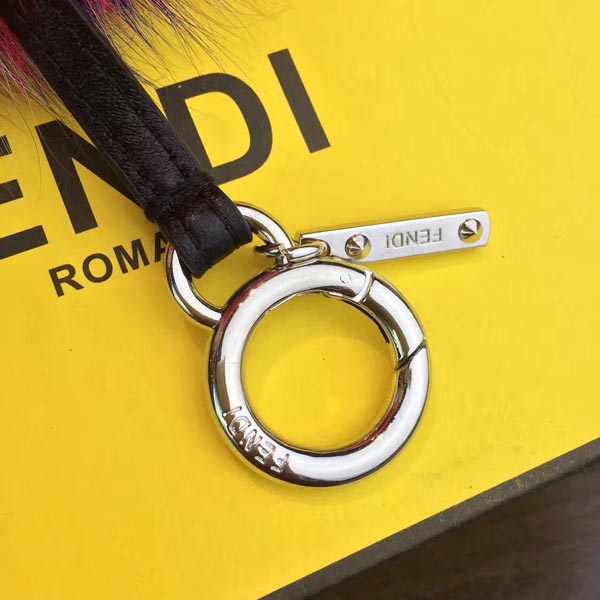 2017最新作完売必須 フェンディスーパーコピー 大人気 BAG CHARM POMPONカラフルチャーム